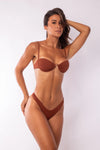 TOP CON ARO WAVE COLMENA MARRON